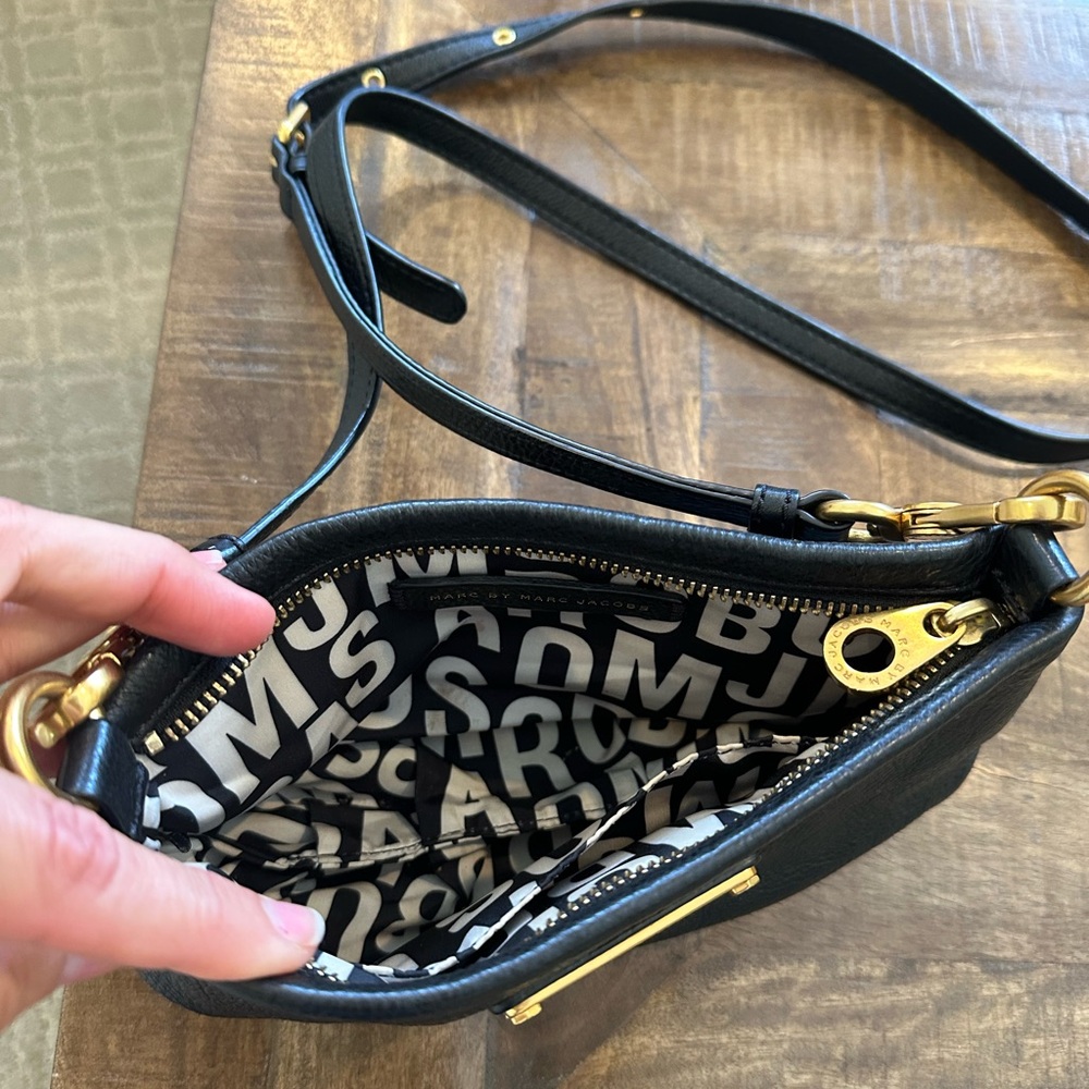 Marc by Marc Jacobs crossbody leather purse - Picture 2 of 5